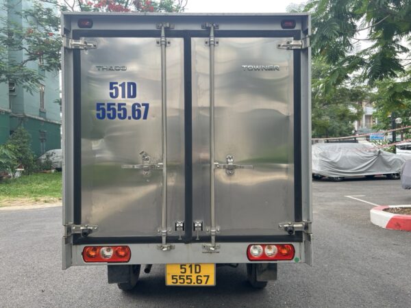 Hình ảnh thực tế của xe tải Towner990 thùng mui bạt đời 2020
