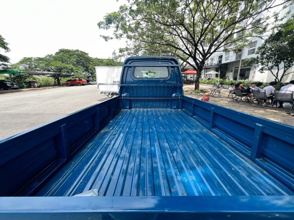 Giới thiệu về xe tải Thaco Towner 990 thùng lửng
