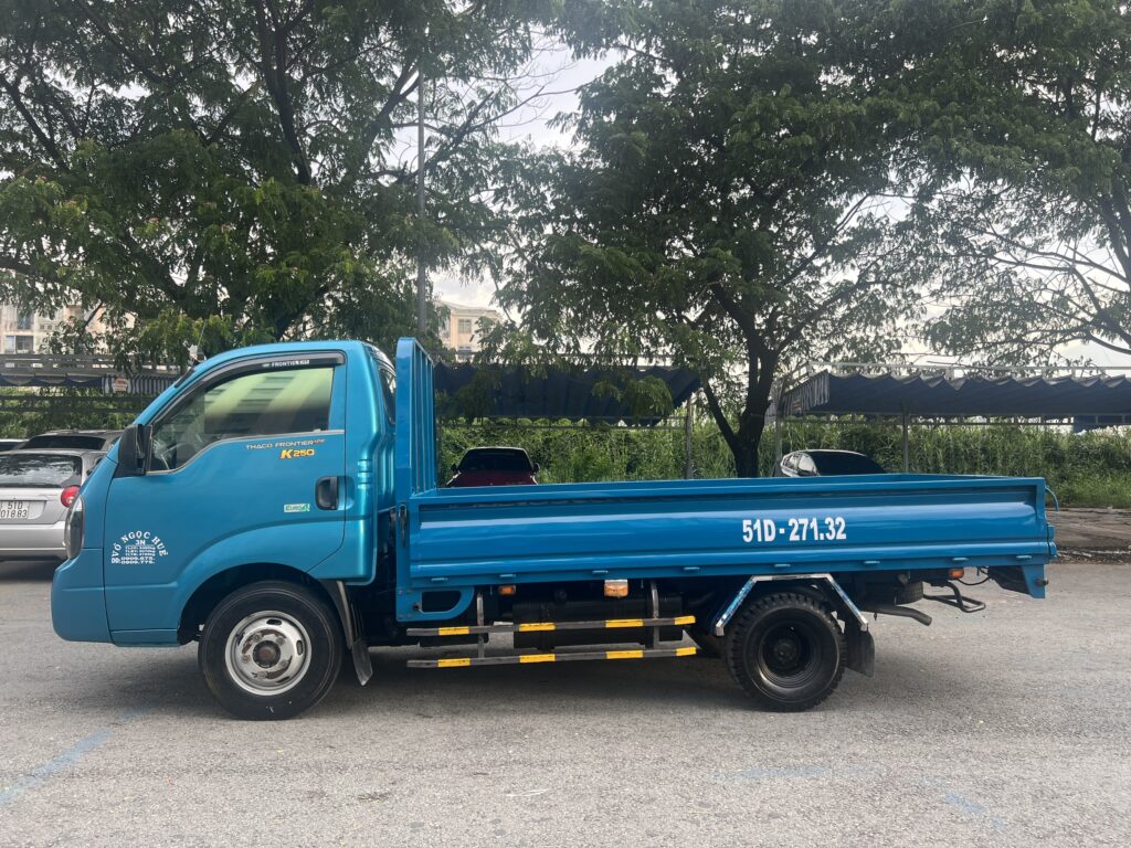 Xe tải Kia K250 thùng lửng đời 2018